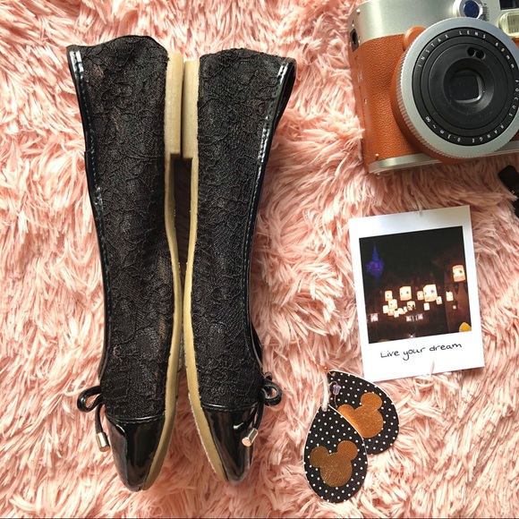 American Eagle Lace Ballet Flats - Picture 3 of 6